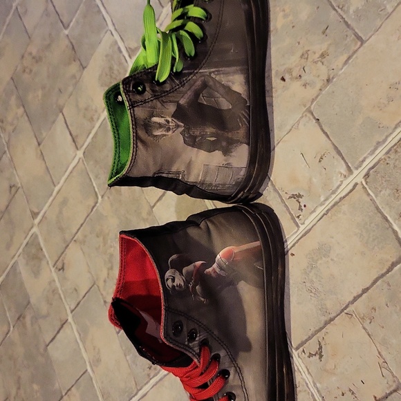 Custom Harley & Joker Hi Top Converse - Picture 2 of 4